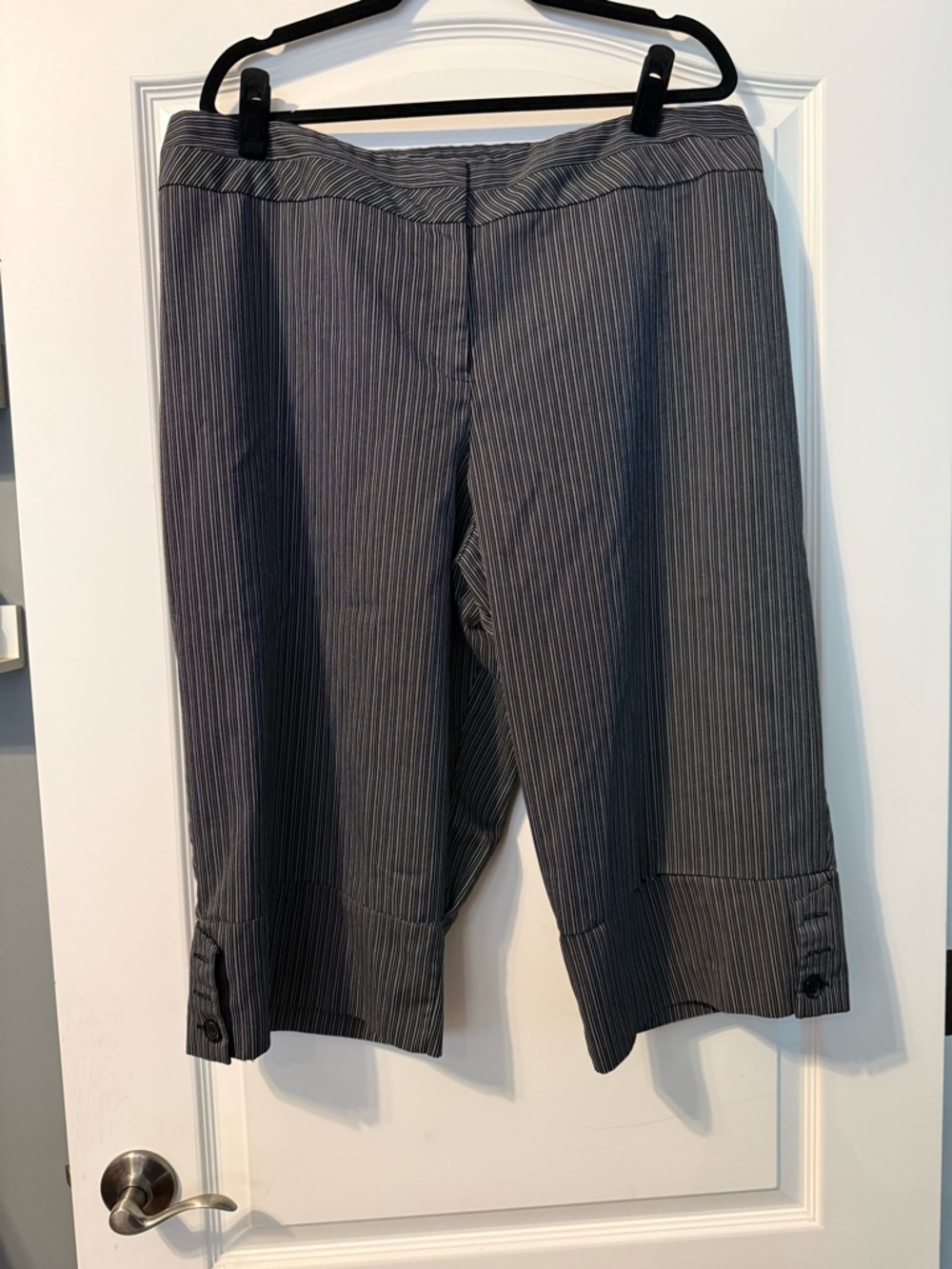 Cato Black & White Pinstripe Capri Dress Pants